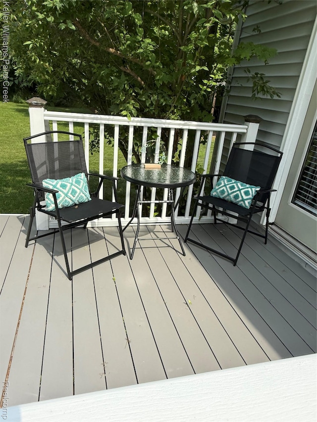 1320 W Drahner Rd, Oxford, MI 48371 - view of deck