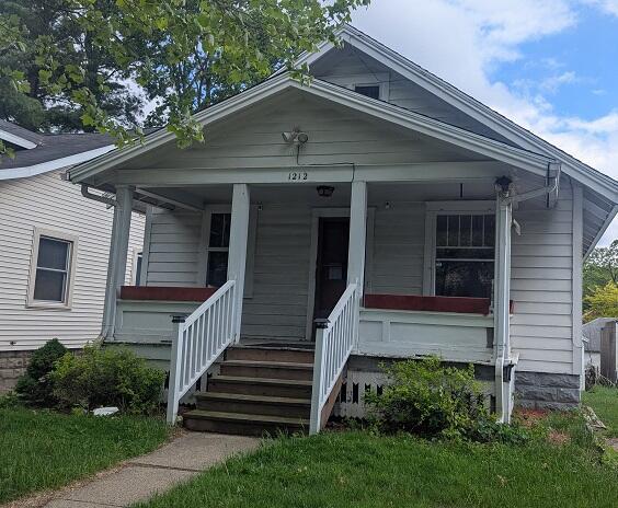 1212 Climax St, Lansing, MI 48912 - view of front of property with covered porch