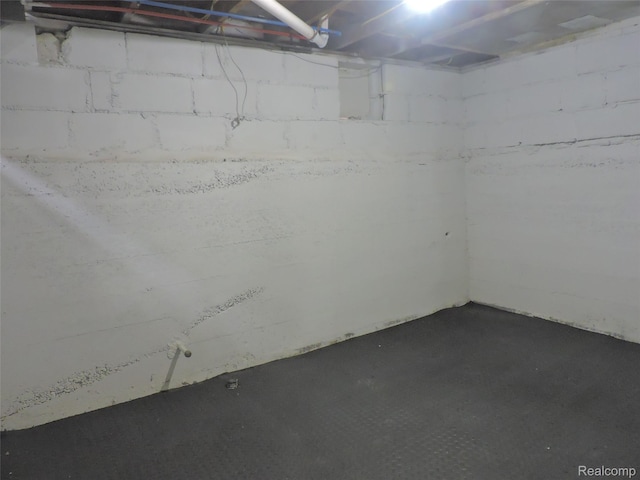 1096 W Buder Ave, Flint, MI 48507 - photo 22