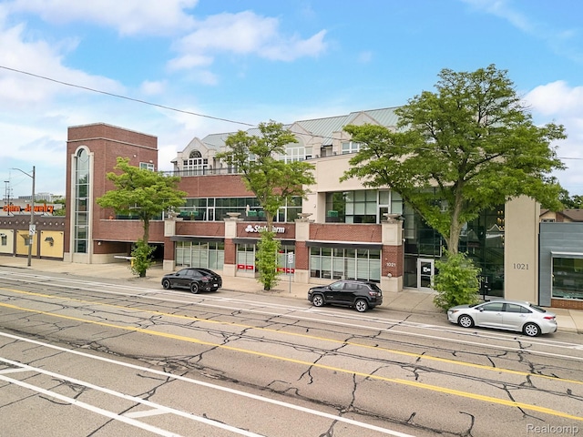 1021 S Washington Ave Unit G, Royal Oak, MI 48067 - view of building exterior