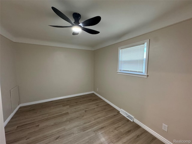 14276 Hobart Ave, Warren, MI 48089 - unfurnished room featuring wood finished floors and ceiling fan