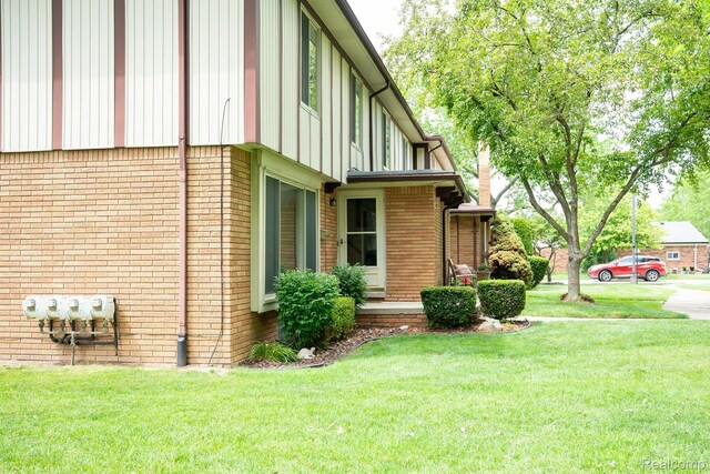 32306 Barclay Sq, Warren, MI 48093 - photo 22