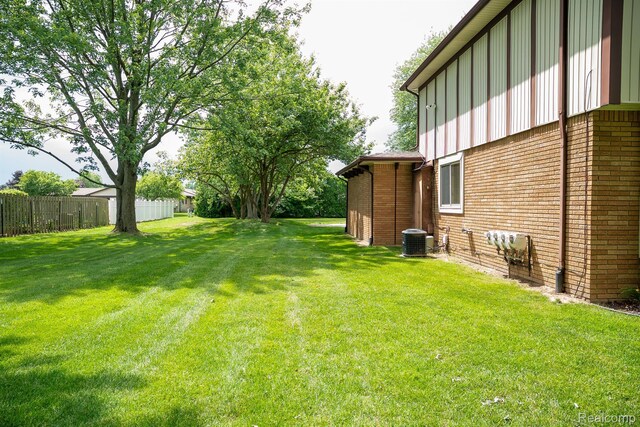 32306 Barclay Sq, Warren, MI 48093 - photo 23