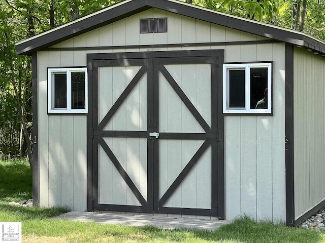 1306 Rosalie Dr, Fenton, MI 48430 - view of shed