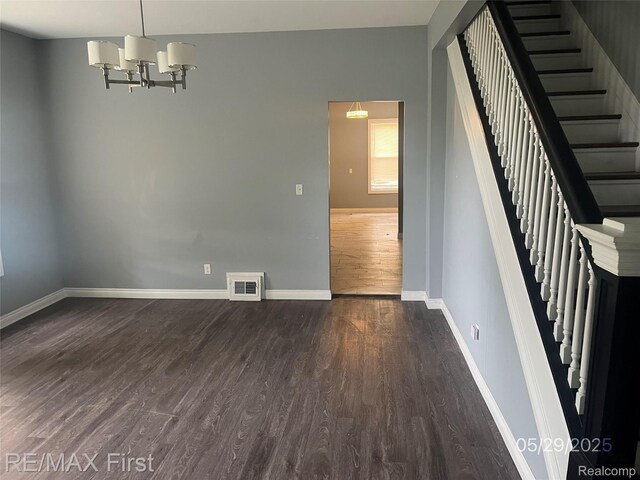 229 Leicester Ct, Detroit, MI 48202 - photo 6