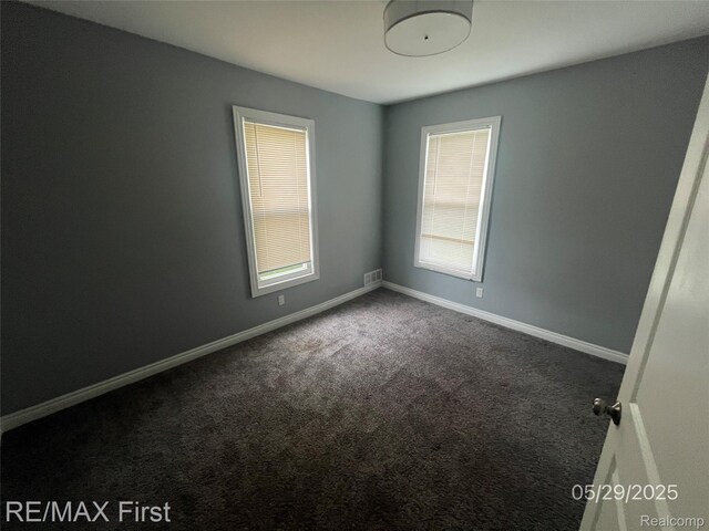 229 Leicester Ct, Detroit, MI 48202 - photo 15