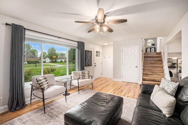 527 Berry Patch Ln, White Lake, MI 48386 - photo 5