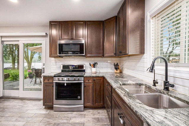 527 Berry Patch Ln, White Lake, MI 48386 - photo 8