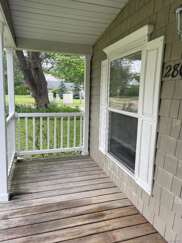28055 Hanover Blvd, Wayne, MI 48186 - photo 4