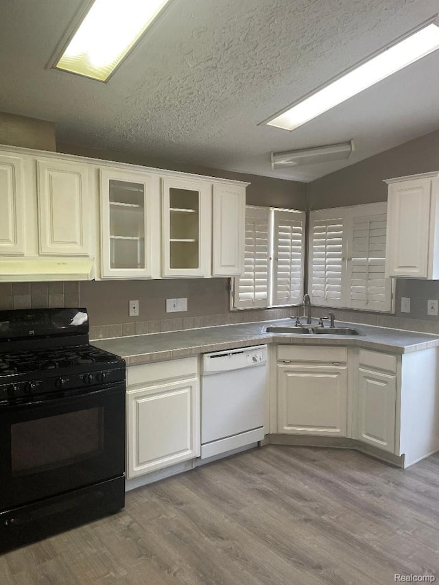 28055 Hanover Blvd, Wayne, MI 48186 - photo 7