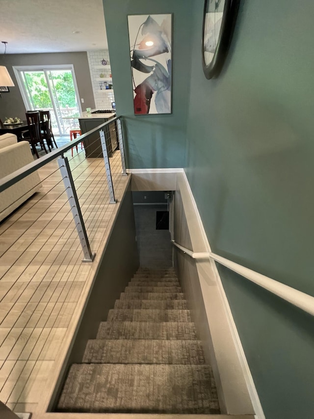 5437 Grand River Dr NE, Grand Rapids, MI 49525 - view of staircase