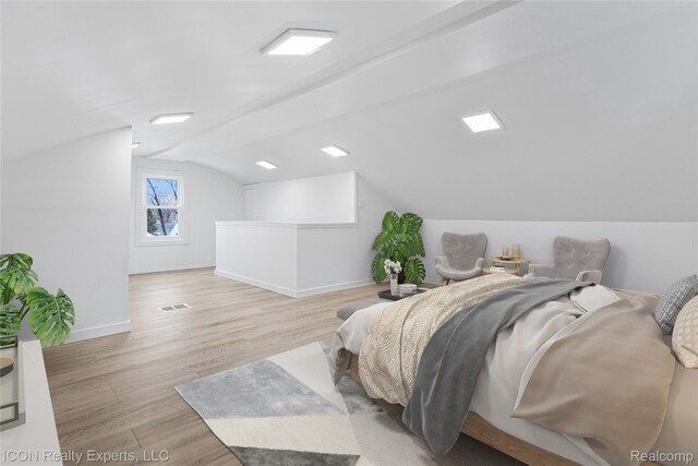 20628 Alger St, Saint Clair Shores, MI 48080 - bedroom featuring light wood-type flooring and lofted ceiling