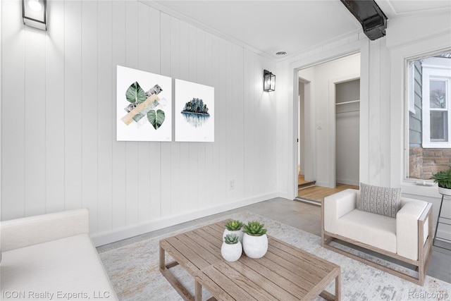 20628 Alger St, Saint Clair Shores, MI 48080 - living area with baseboards