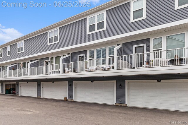 475 Jenny Way, Brighton, MI 48116 - back of house