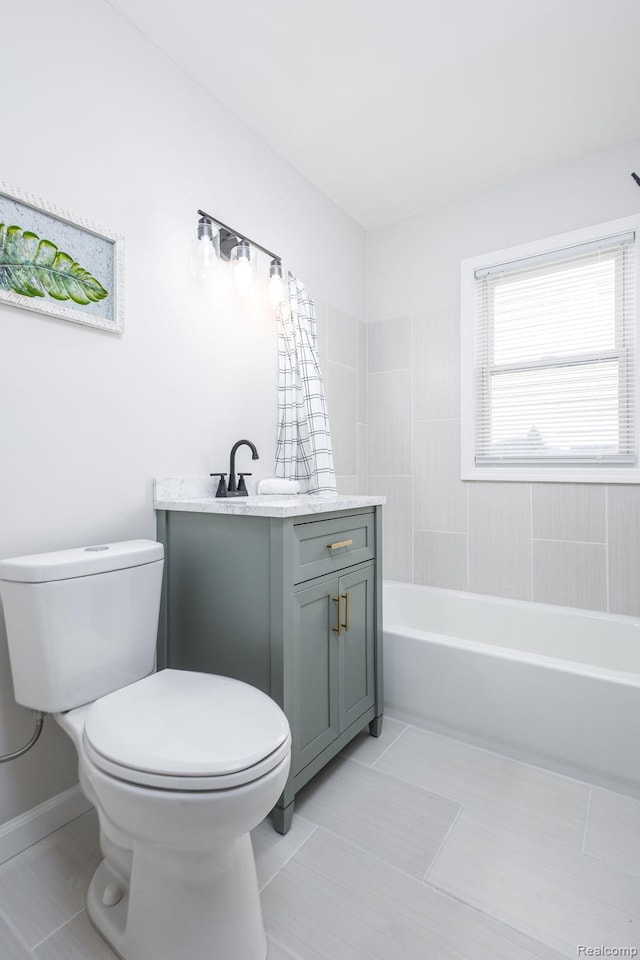 1730 E Hazelhurst St, Ferndale, MI 48220 - bathroom featuring vanity, a tub, and tile patterned flooring