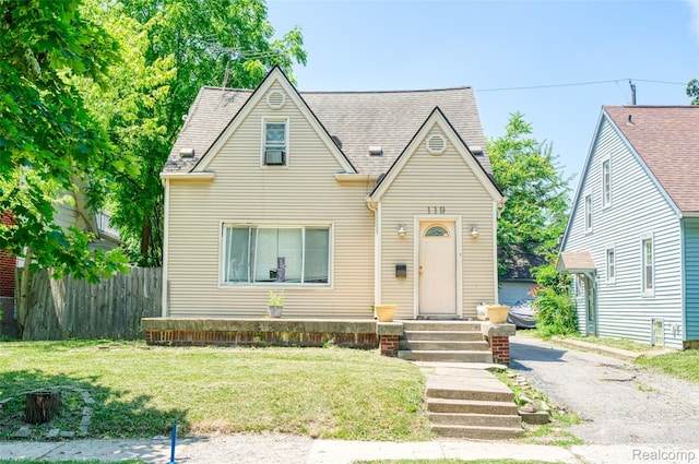 119 N Genesee Ave, Pontiac, MI 48341 - photo 2