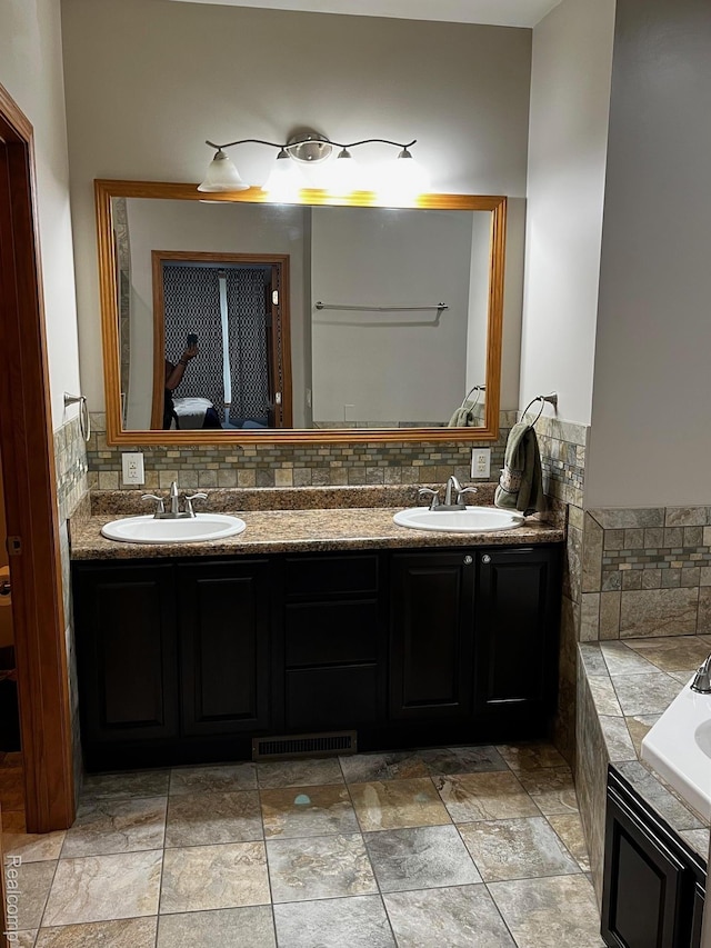 895 Jennings Rd, Whitmore Lake, MI 48189 - photo 12