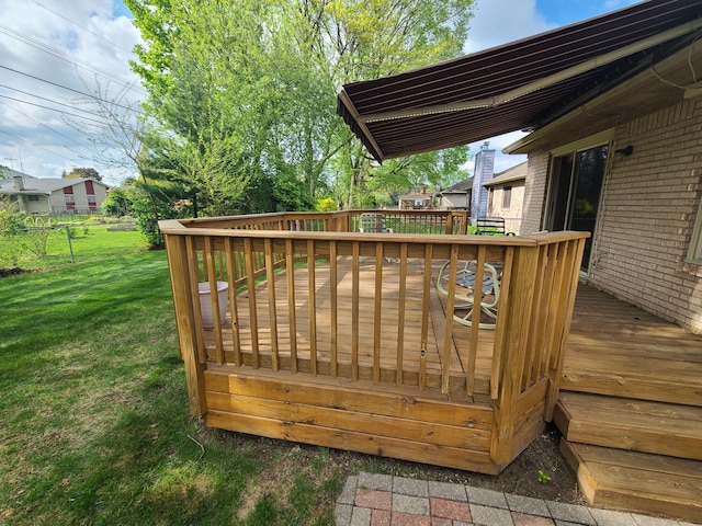 3393 Kevin Cir, Warren, MI 48092 - view of wooden terrace