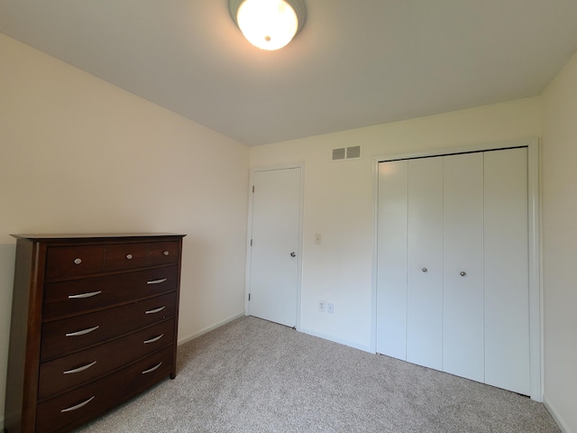 3393 Kevin Cir, Warren, MI 48092 - unfurnished bedroom with light colored carpet and a closet