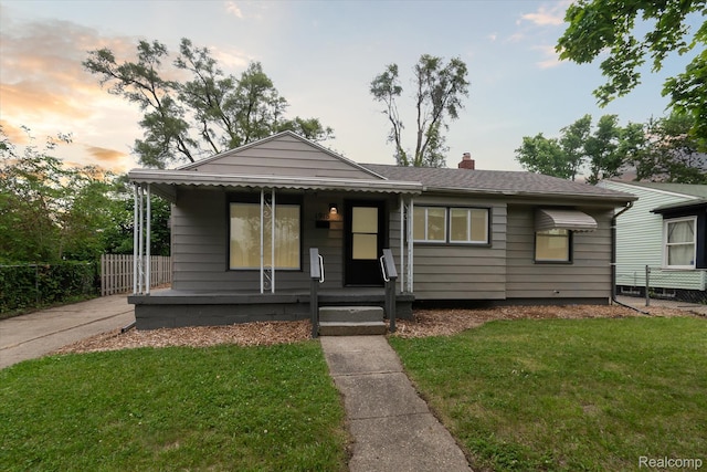 1918 Cherrylawn Dr, Flint, MI 48504 - photo 1
