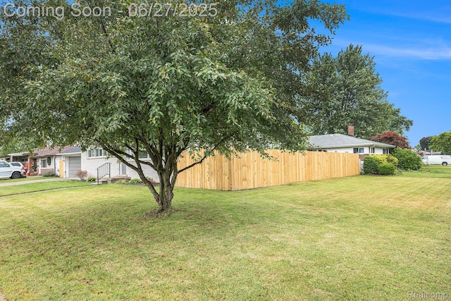 22252 Dale Allen St, Mount Clemens, MI 48035 - view of yard featuring a garage