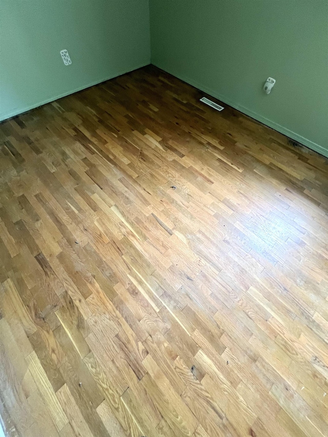 5425 Westchester Dr, Flint, MI 48532 - unfurnished room featuring hardwood / wood-style floors