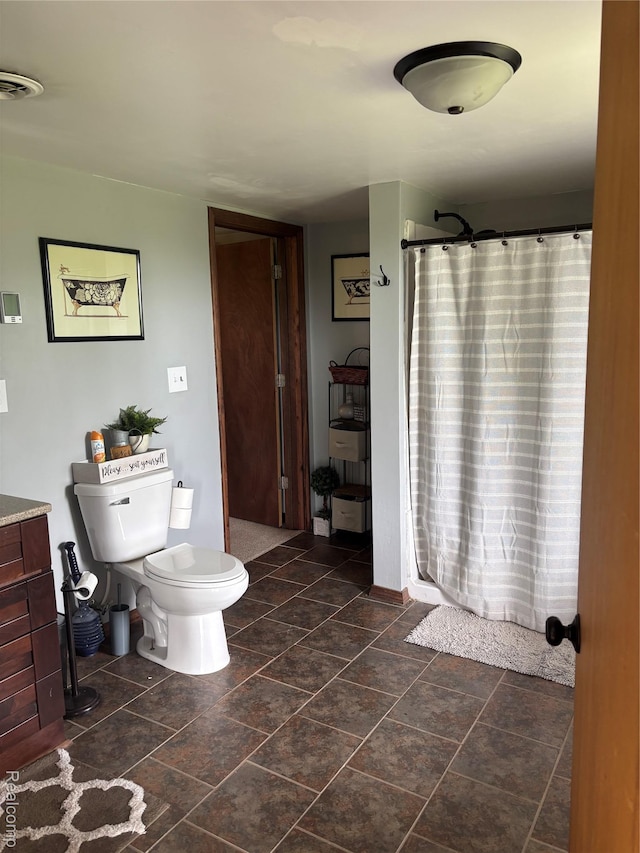 5636 Crescent St, Norway, MI 49870 - full bath with a shower with curtain and vanity