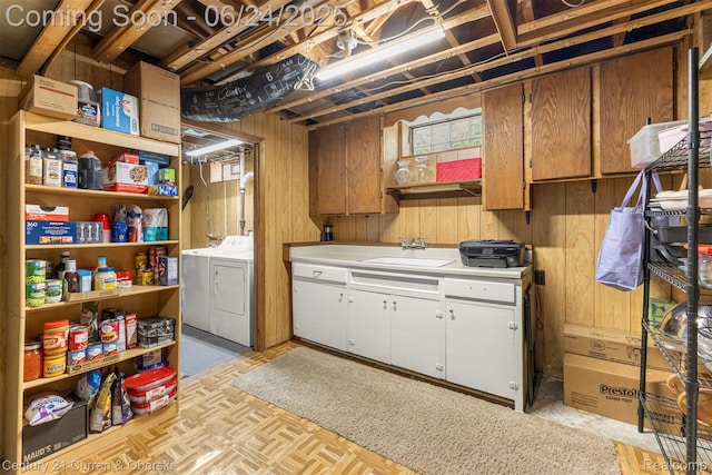 15275 Belmont Ave, Allen Park, MI 48101 - unfinished below grade area featuring washer and dryer and wood walls