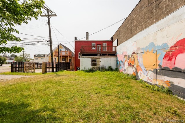 7824 Mount Elliott St, Detroit, MI 48211 - view of yard