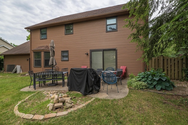 6615 Pleasantview Dr, Portage, MI 49024 - rear view of house with a patio area