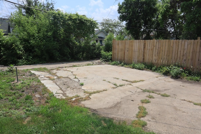 5523 Oregon St, Detroit, MI 48204 - view of patio / terrace