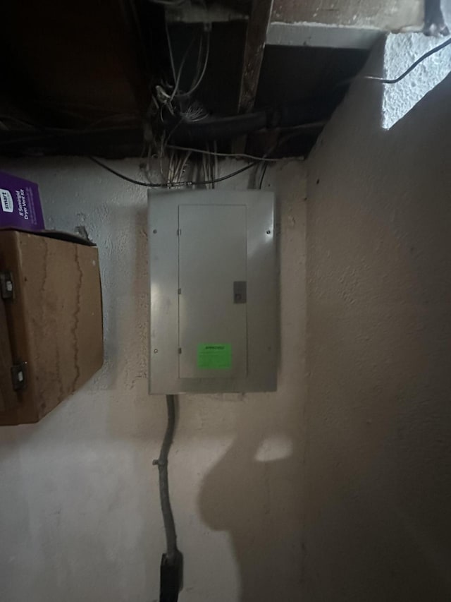 3002 Seaton Circuit N, Warren, MI 48091 - unfinished below grade area with electric panel