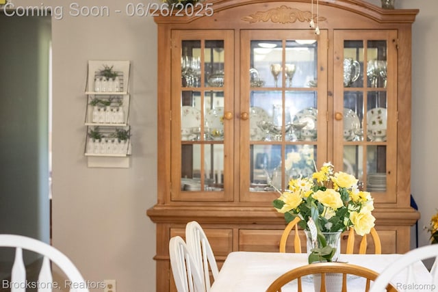 5022 Belsay Rd, Grand Blanc, MI 48439 - view of dining room