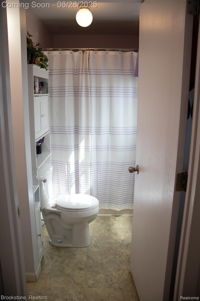 5022 Belsay Rd, Grand Blanc, MI 48439 - full bath featuring toilet