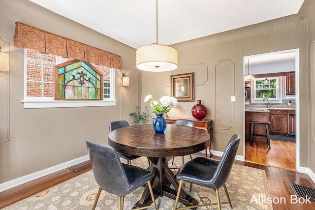 828 Cadillac Dr SE, Grand Rapids, MI 49506