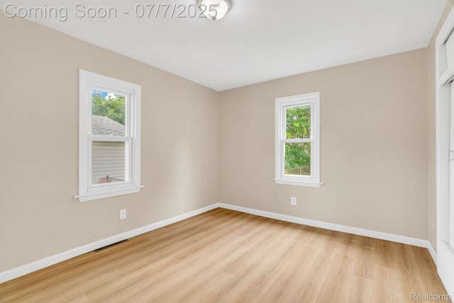 8716 Jewett Ave, Warren, MI 48089 - empty room featuring light wood-type flooring and baseboards