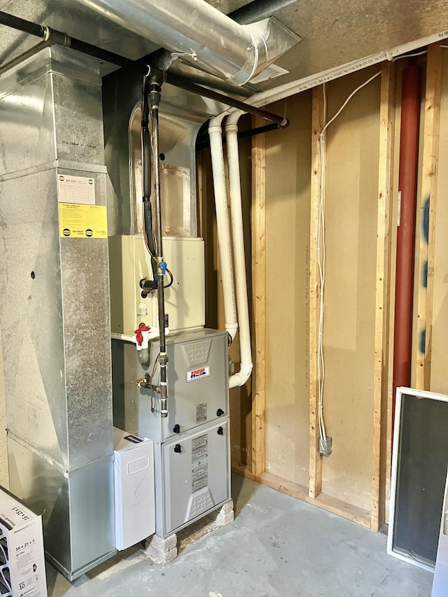 755 Tomahawk Trl, Coldwater, MI 49036 - utility room with heating unit