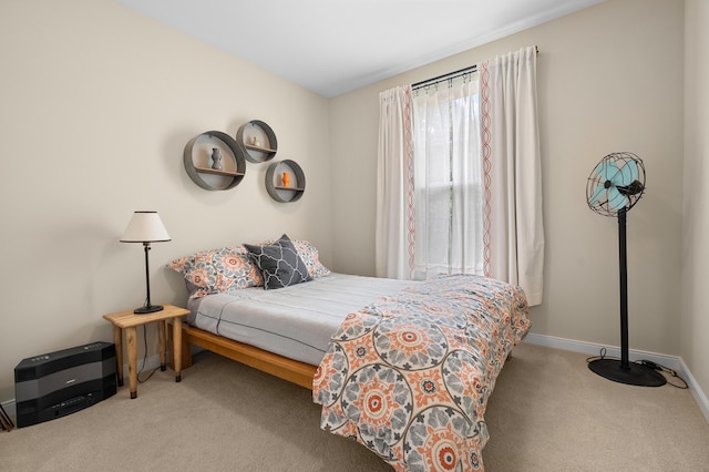 636 Wynding Oaks, Kalamazoo, MI 49006 - bedroom with carpet and baseboards