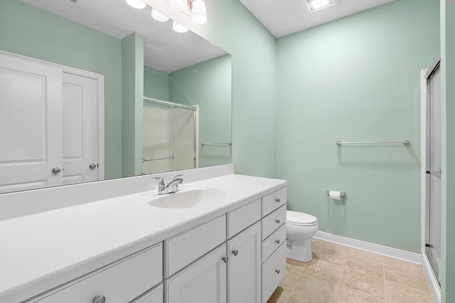 636 Wynding Oaks, Kalamazoo, MI 49006 - bathroom featuring a shower stall and vanity