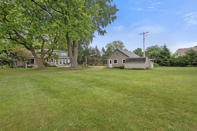 9708 Oakland Dr, Portage, MI 49024 - view of grassy yard