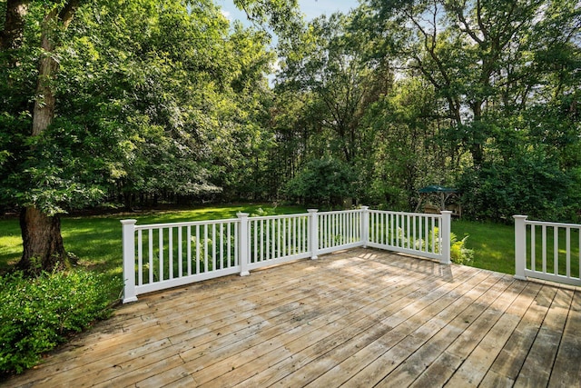 3395 Simsbury Dr, Pinckney, MI 48169 - deck featuring a yard