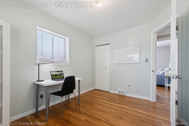 11769 Eileen, Redford, MI 48239 - home office with light wood-style floors and baseboards