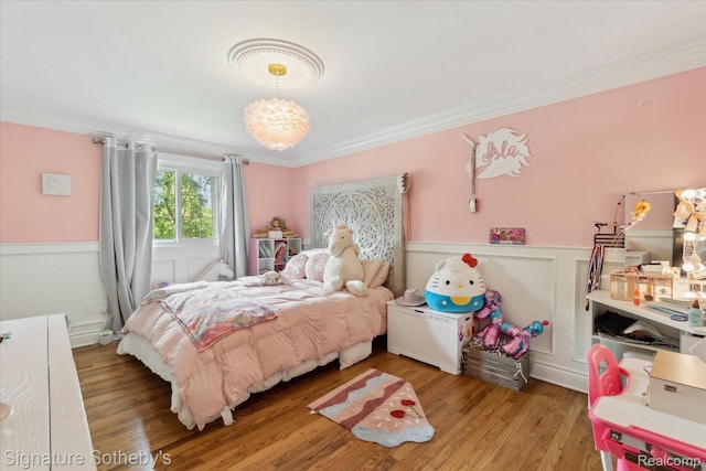 4438 Stony River Dr, Bloomfield Hills, MI 48301 - bedroom with wainscoting, wood finished floors, and crown molding