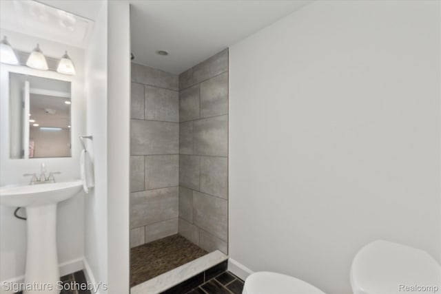 4438 Stony River Dr, Bloomfield Hills, MI 48301 - bathroom featuring toilet and tiled shower