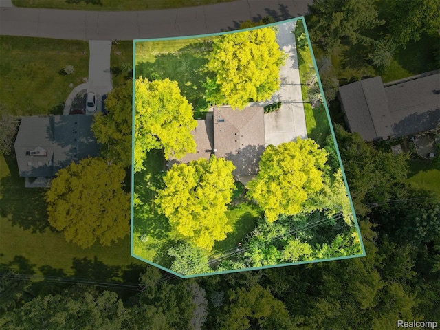 2650 Binbrooke Dr, Troy, MI 48084 - aerial view of property and surrounding area featuring property parcel outlined