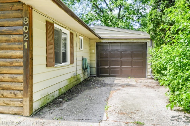 8021 Benson Rd, Mount Morris, MI 48458 - garage with driveway