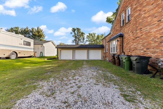 45866 Gable Inn St, Shelby Twp, MI 48317 - view of detached garage