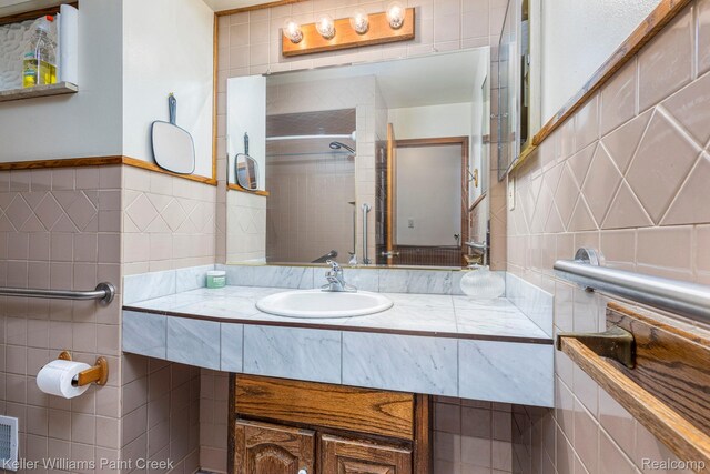 2703 Downey Dr, Troy, MI 48083 - photo 25