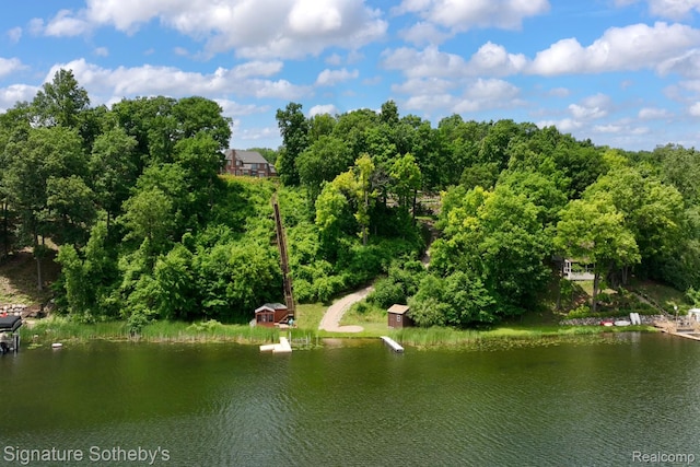 5001 Forest Vly, Clarkston, MI 48348 - water view