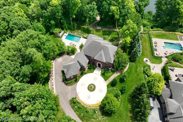 5001 Forest Vly, Clarkston, MI 48348 - bird's eye view of a pool